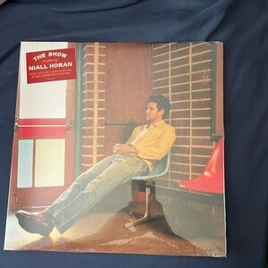 The show by Niall Horan Spotify exclusive glass stained  record